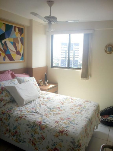 Imagem 11 de 27 de Apartamento Com 3 Dormitórios À Venda, 61 M² Por R$ 380.000,00 - Campo Grande - Recife/pe - Ap3167