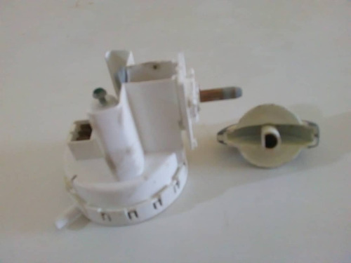 Imagen 3 de 3 de Bacu Lavadora Whirlpool Con Perilla, Usado