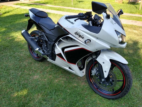 Kawasaki Ninja 250 (no Ninja 300, 400, Cbr 300, Rc200,rs200)
