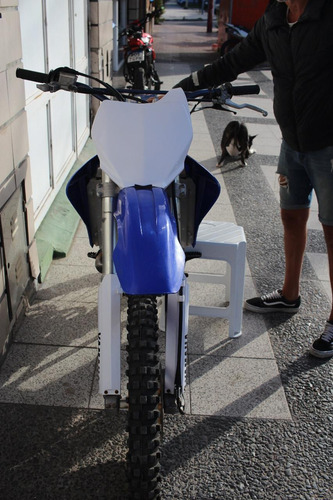 Yamaha Yzf 400