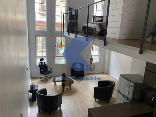 Loft En Venta De 2 Dorm. Cerro Alegre,valparaíso