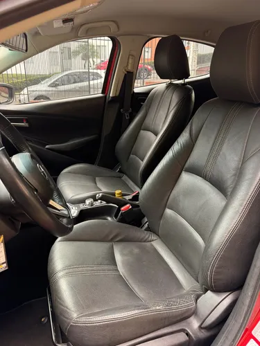 Mazda 2 1.6 turing