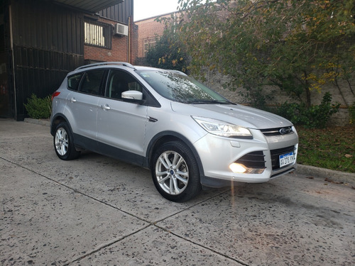 Imagen 10 de 11 de Ford Kuga Titanium 2.0 Aut