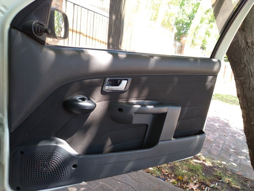 Fiat Strada Adventure 1.7 Diesel Utilitario / Camioneta