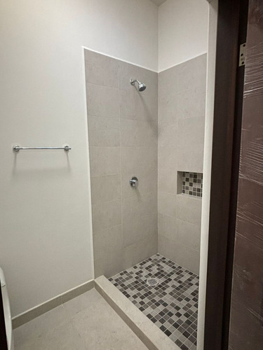 Nueva Y Moderna Casa En Venta En Rivello