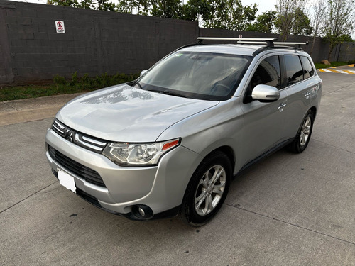 Mitsubishi Outlander 2.4 Limited L4/ At