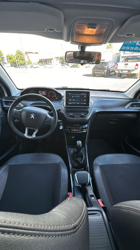 Peugeot 2008 1.6 Feline