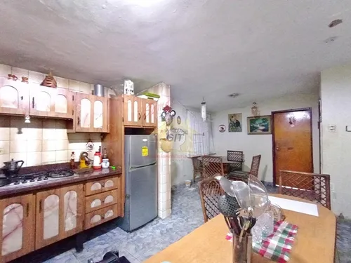 Casa Comercial Urb. Camoruco