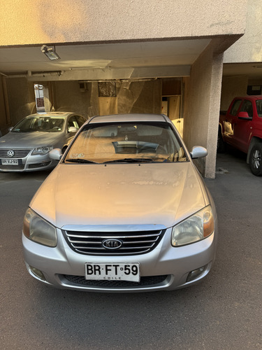 Kia Cerato 5D 1.6 Mec