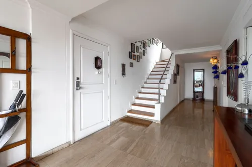 Apartamento En Venta En Los Rosales. Cod V22632