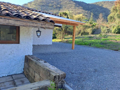 Buin Casona Estilo Chilena Condominio Hasparren