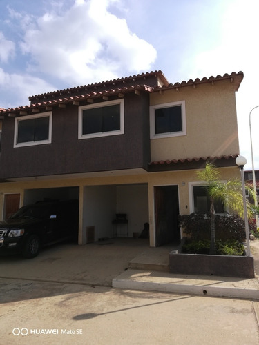 Imagen 2 de 15 de Vendo Tonnwhouse Conjunto Residencial Brisas De La Romanza