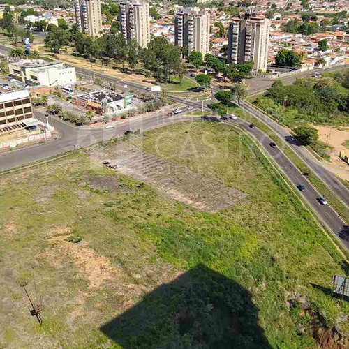 En Venta, Terreno De 16.566 Mtrs2, Ubicado En Alta Vista Crr. Churum Meru Cruce Con Av. Guayana, Adyacente A Los Principales Centros Comerciales De La Ciudad.