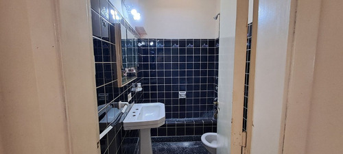 Venta Casa 3 Ambientes A Refaccionar - Padua Sur