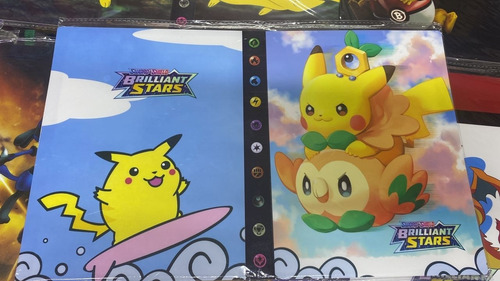 Imagen 2 de 7 de Álbum Pokemon 240 Cartas
