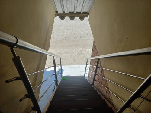 182098 Am* Venta Galpon, Zona Industrial Santa Rosa, Puerto Cabello