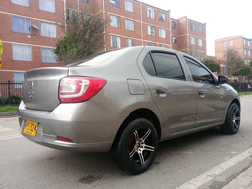 Renault Logan Life +