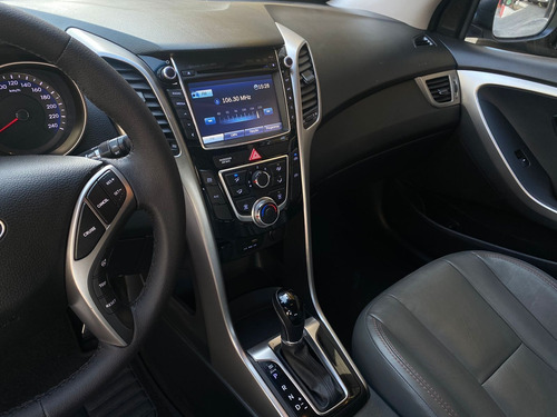Imagem 12 de 15 de Hyundai I-30 Gls 1.8 Automatico 2016 Completo Teto Couro Top