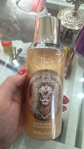 Stella Dastin Luxury Shimmer Body Splash Leo.