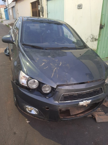 Sonic Ltz 1.6 Sedan 2013 Batido