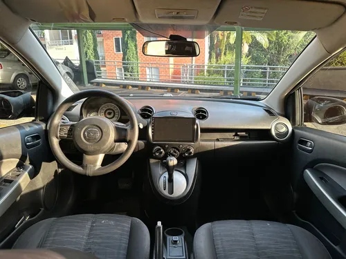 Mazda 2 2010 Automatico