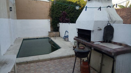 Imagen 9 de 17 de Casa En Venta En Ramos Mejía