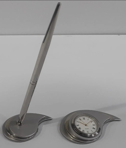 Set Escritorio Reloj Metal Oval  + Bolígrafo Con Base Onda