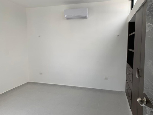 Imagen 18 de 23 de Casa Tipo Town House En Venta, Montebello, Mérida, Yucatán
