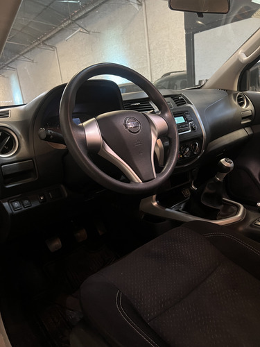 Nissan NP300 2.3 Frontier Se Plus Cd 4x2 Mt