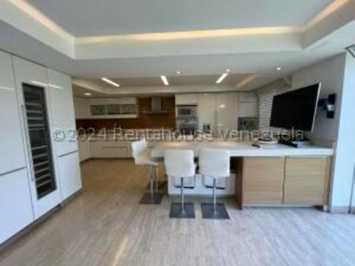 #24-27077 Espectacular Duplex En Los Palos Grandes