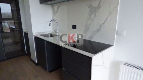 Duplex Con Azotea Y Quincho Privado / Venta Sin Comisión
