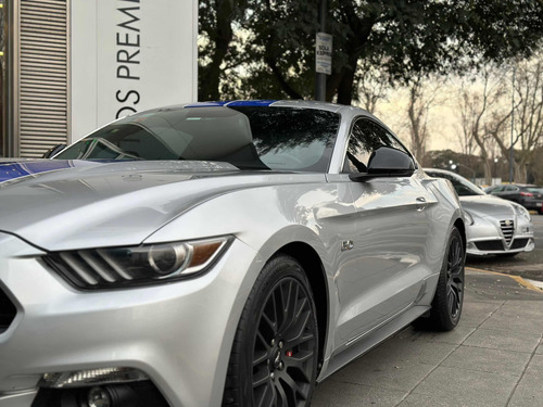 Ford Mustang 5.0 Gt 421cv