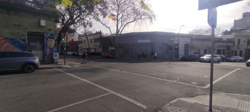Venta Terreno Prox 18 De Julio Excelente Ubicacion, En Zona De Alta Conectividad Y Servicios