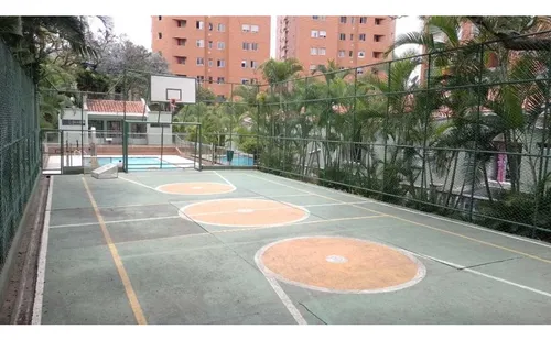 Casa En Loma De Los Bernal