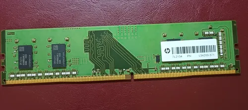 Memoria Sk Hynix Ddr4 4gb 3200mhz Ram 1rx16 Pc4 - 3200aa (Usado)
