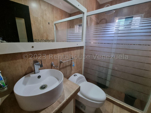 Bello Galpón Comercial En Venta En Barquisimeto Jr