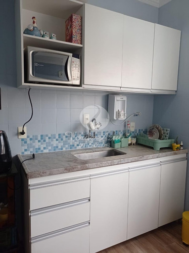 Imagem 3 de 10 de Apartamento À Venda Em Centro - Ap008303