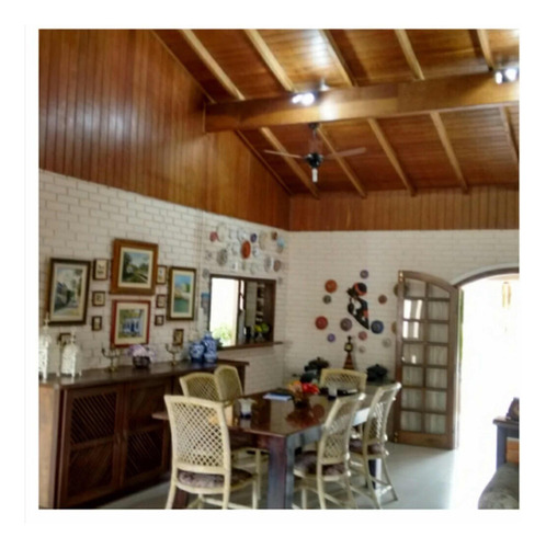 Casa Mobiliada Em Antonina Com Piscina E Área Verde