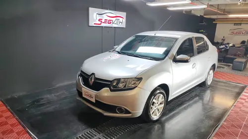 Renault Logan 1.6 Privilege / Intens