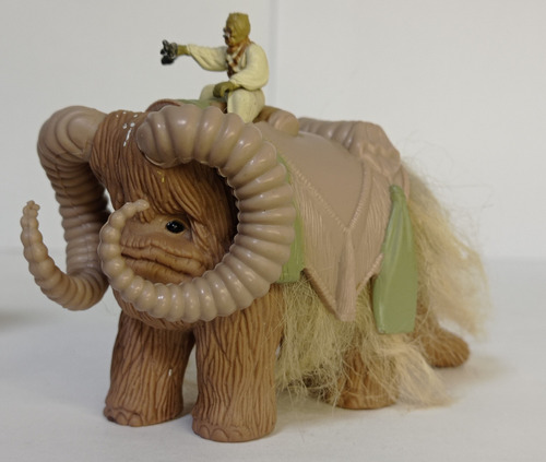 Bantha + Tusken Raider 1996 Star Wars Galoob Micro Machines