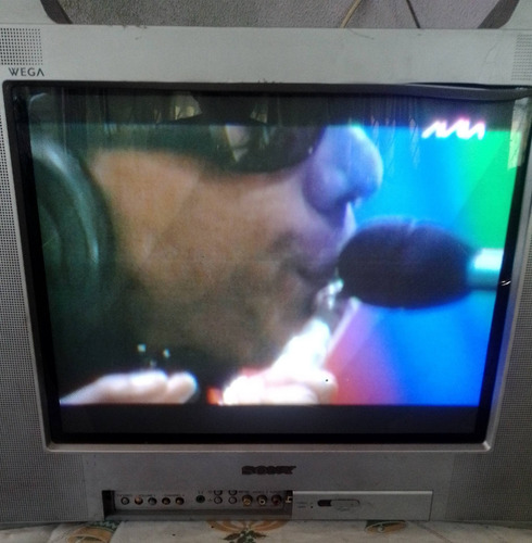 Imagen 2 de 3 de Tv Sony Trinitron Para Reparar Funcional 21