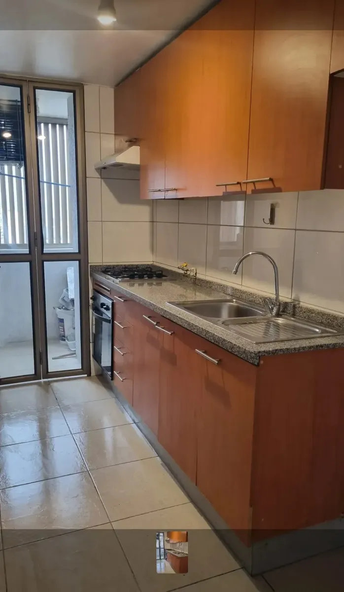 Imagen 4 de 8 de Metro Villa Frei / Estacionamiento - Bodega