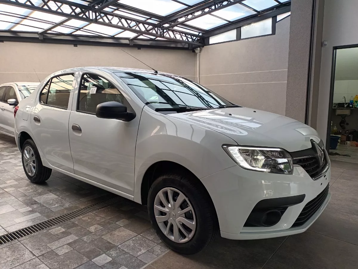 Renault Logan Life Hr16 1.6 Mt 16v 115hp 2024 - ¡OFERTA YA!