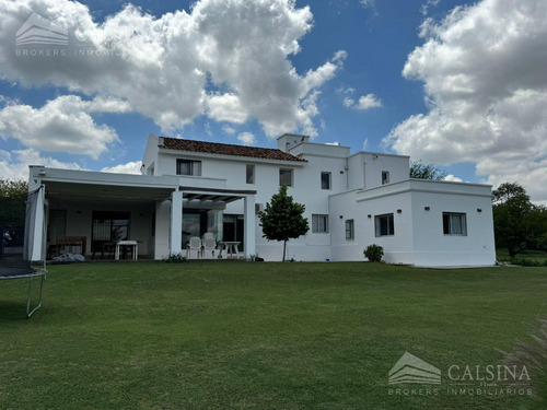 Casa En Venta En Altos Del Golf, Villa Allende
