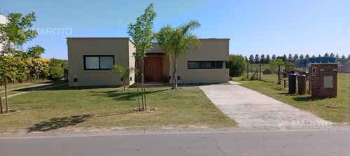 Imagen 2 de 20 de Casa En Venta Y Alquiler En El Canton - Maroto Propiedades