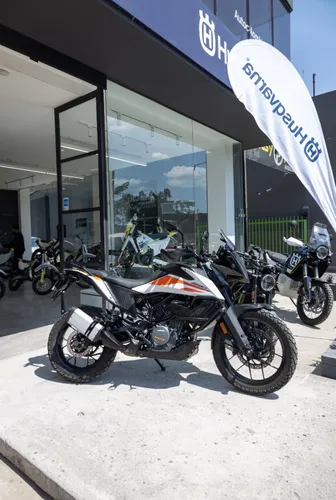 Ktm 390 Adventure, Llantas Tkc 70 Con Más Del 50% De Vida