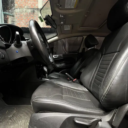 Ford Fiesta TITANIUM TP 1.6CC 2015
