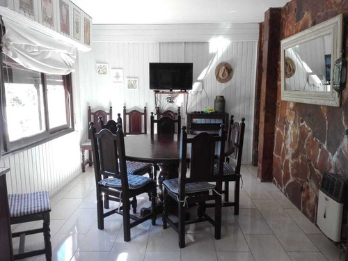 Imagen 6 de 14 de Alquilo En Pinamar Por Semana O Quincena Casa Para 8 Personas Con Pileta A Tres Cuadras Del Mar! (disponible Febrero 1era Quincena Y Marzo )