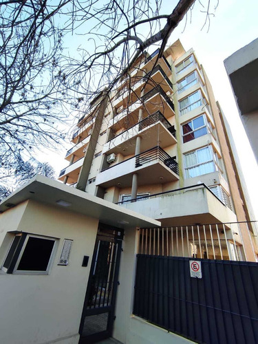 Departamento De 3 Ambientes En Venta En Berazategui Con Cochera