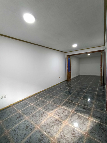 Vendo Casa Av Peru, Recoleta (90348)